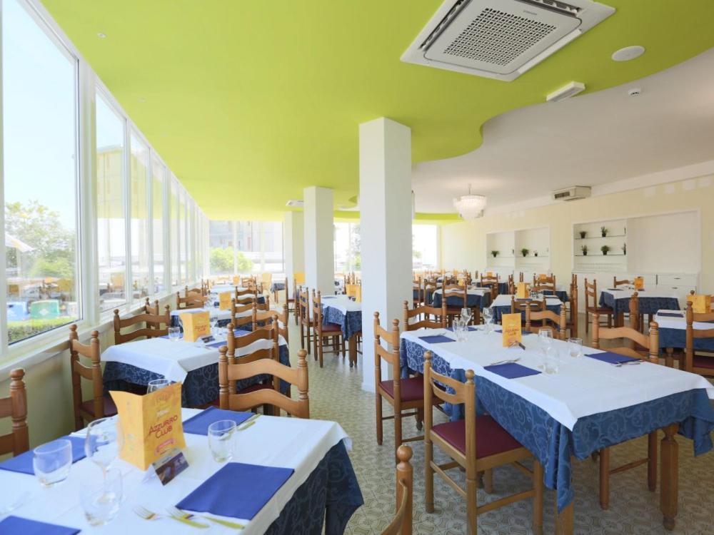 Hotel Marina Beach - Azzurro Club Rávena Exterior foto