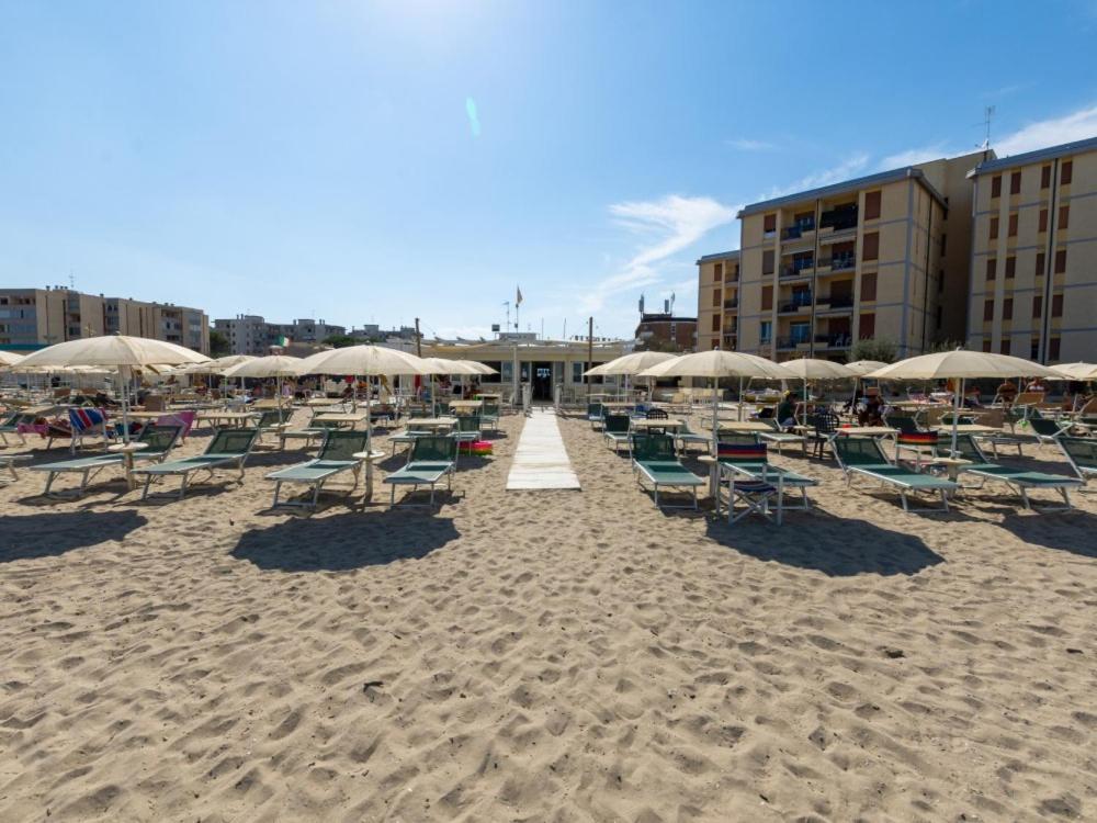 Hotel Marina Beach - Azzurro Club Rávena Exterior foto